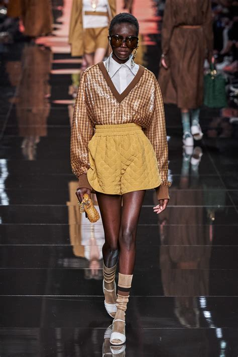 Fendi outfits 2020